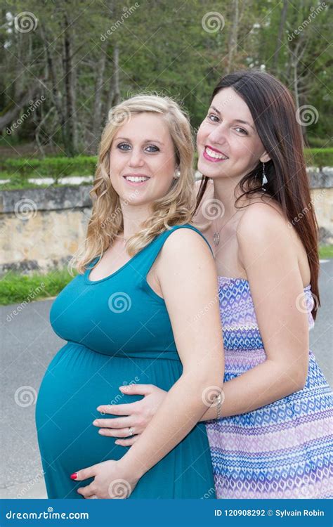 pregnant lesbian porn